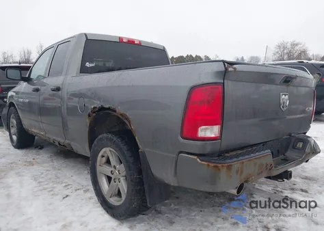 2012 Ram 1500 St z USA, uszkodzony, nr VIN 1C6RD7FT8CS341846